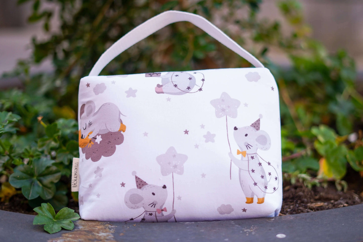 bolso para guardar pañales y toallitas de paseo con ratoncitos grises