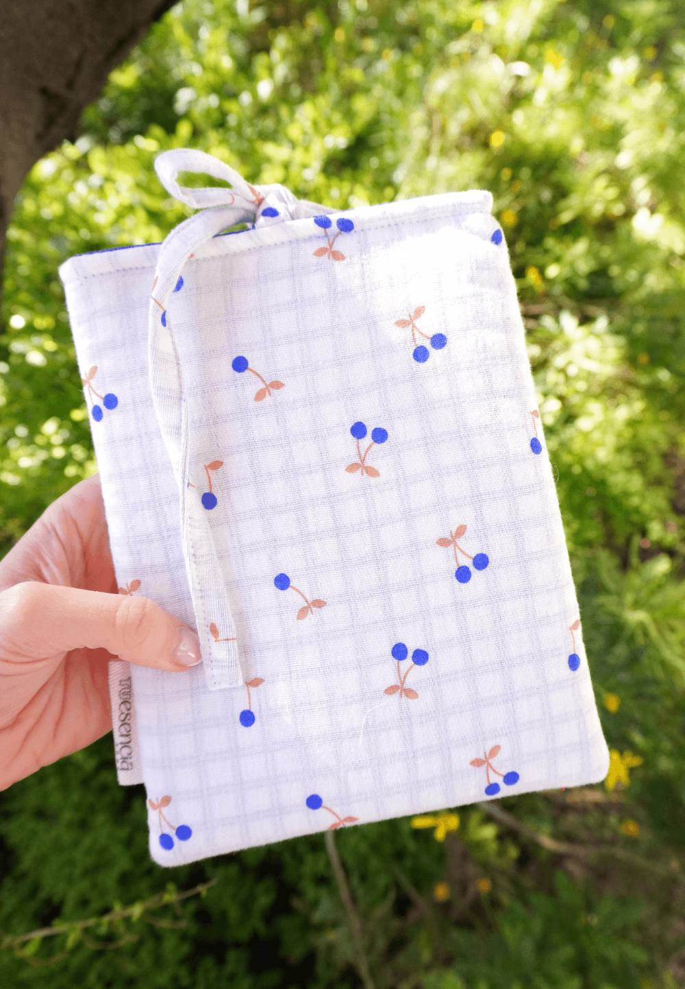 funda divertida y alegre para kindle hecha a mano en azul