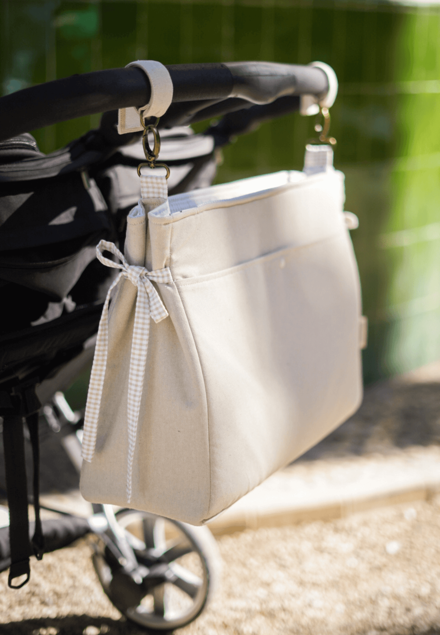 bolso de carro gemelar tono beige y vichy
