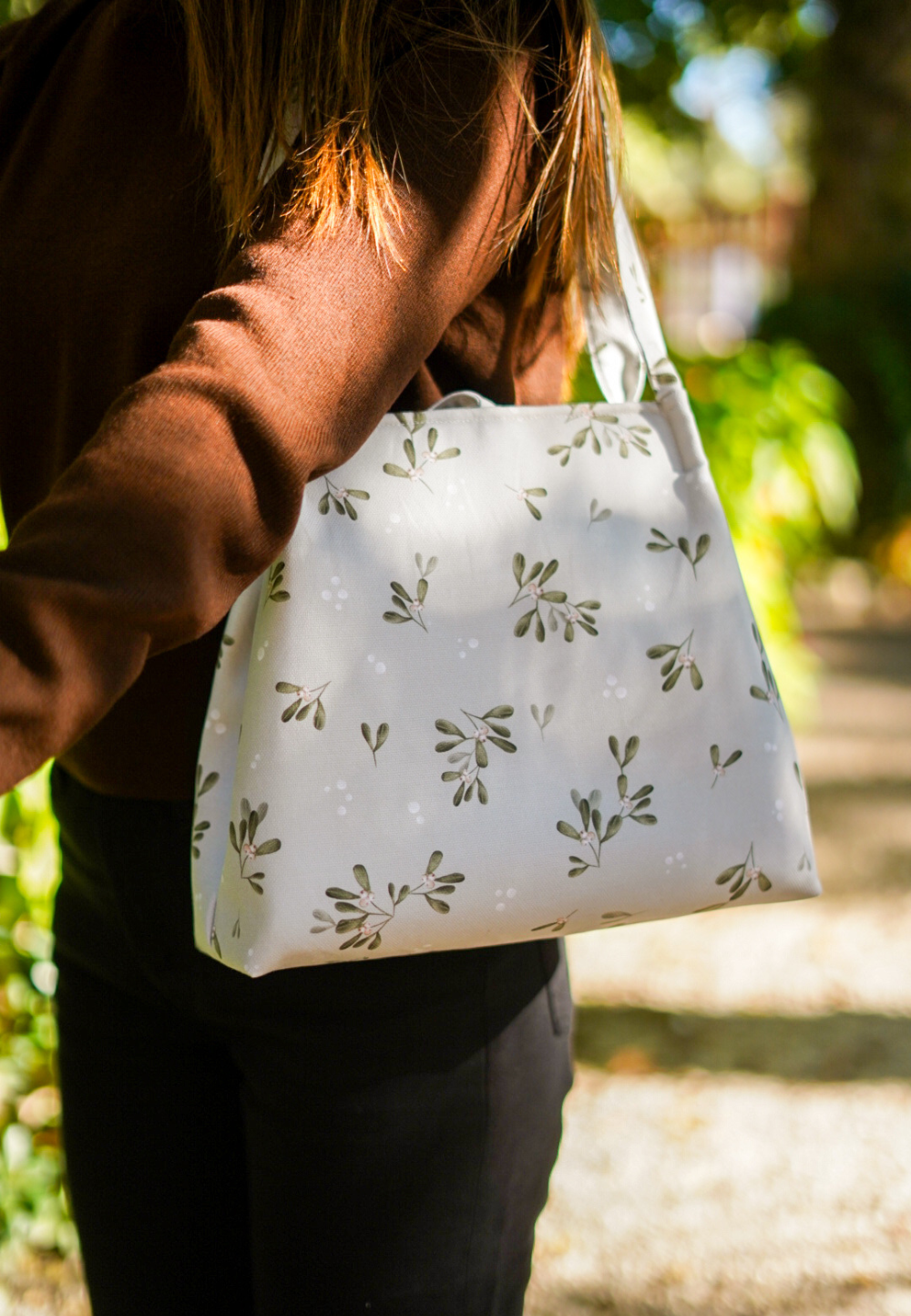 Bolso Olive Bloom · Modelo Soline · Al hombro