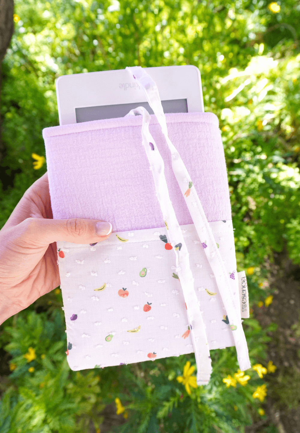 funda ebook libro electrónico vichy lila y frutas