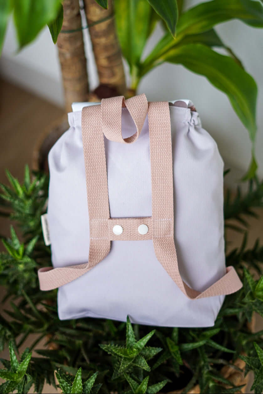 mochila bebe rosa y gris guarde