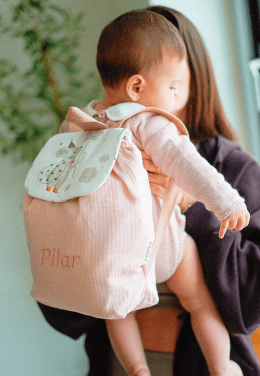 mochila de tela para bebé rosa con ratoncito personalizada con nombre