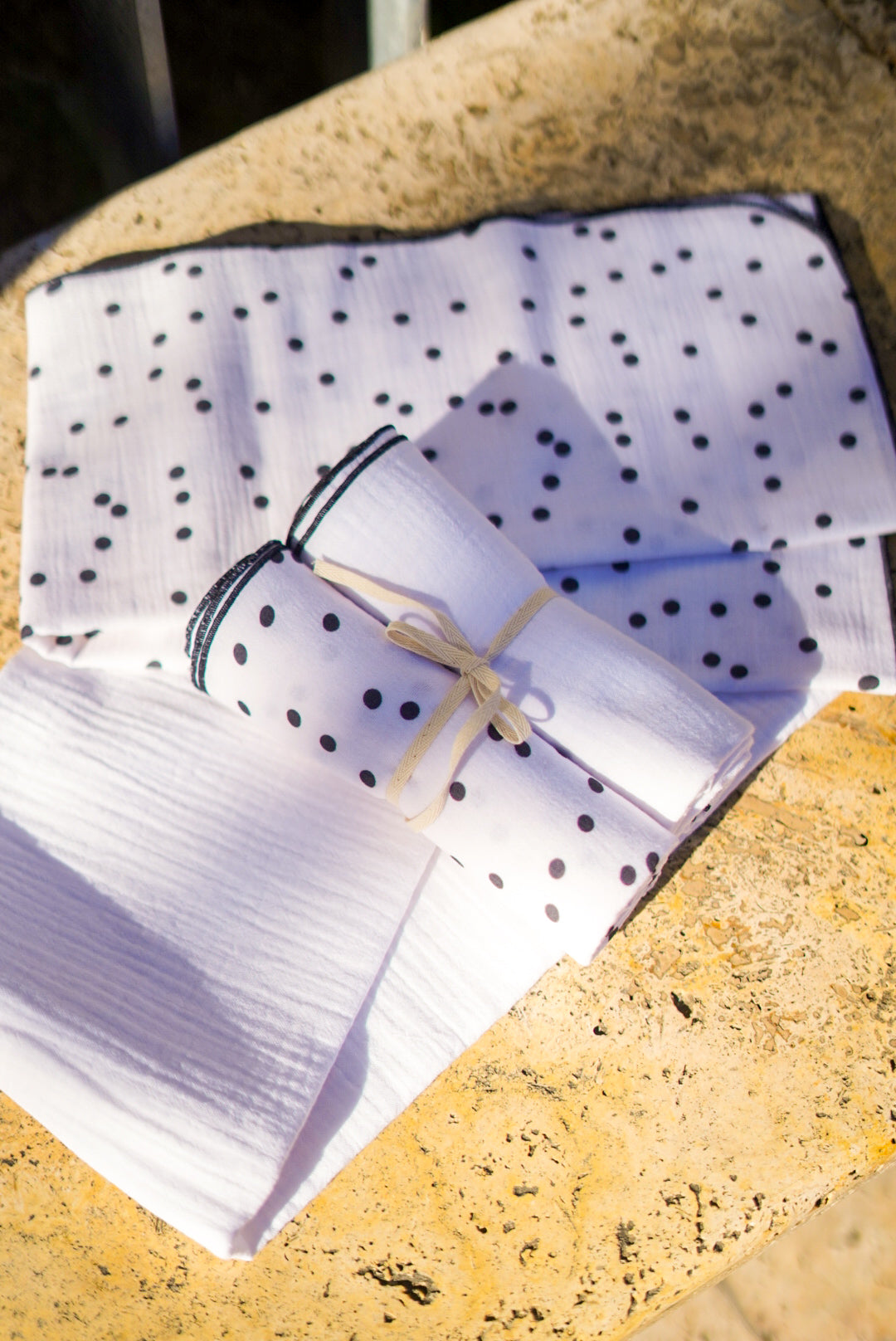 Pack 2 muselinas bebé Black Dots · Algodón orgánico