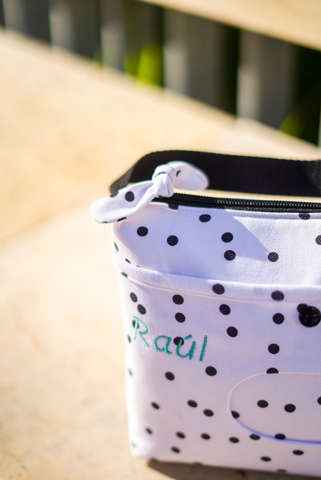 Pañalera Black Dots · Todo a mano, con estilo